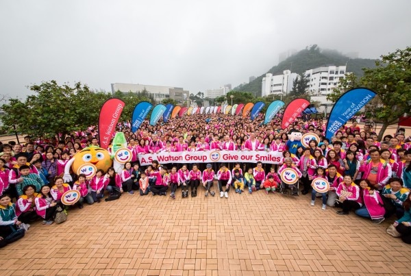 屈臣氏集團大合照