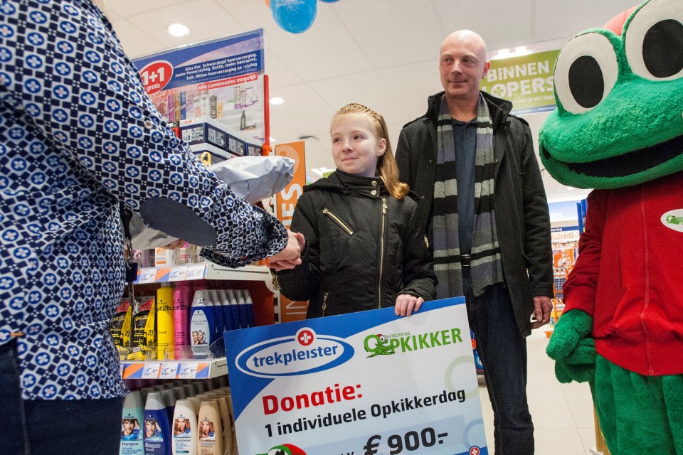 荷蘭Trekpleister新店開張，捐款予當地的地區慈善組織