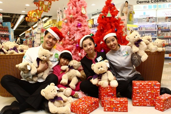 「屈臣氏關愛無國界醫生慈善籌款行動」中義賣慈善啤啤熊籌款